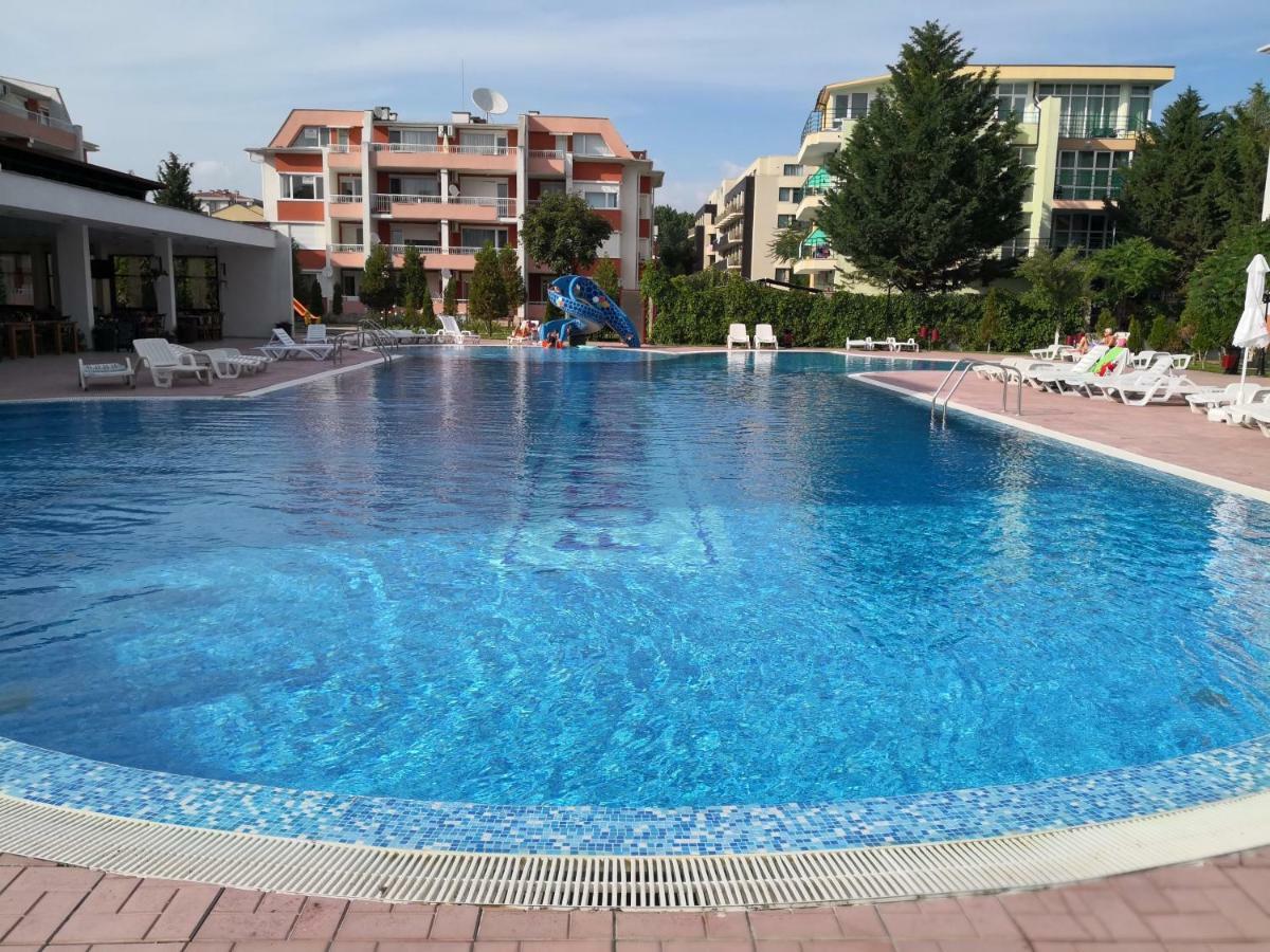 Sunny Fort Apartment Pantai Sunny Luaran gambar