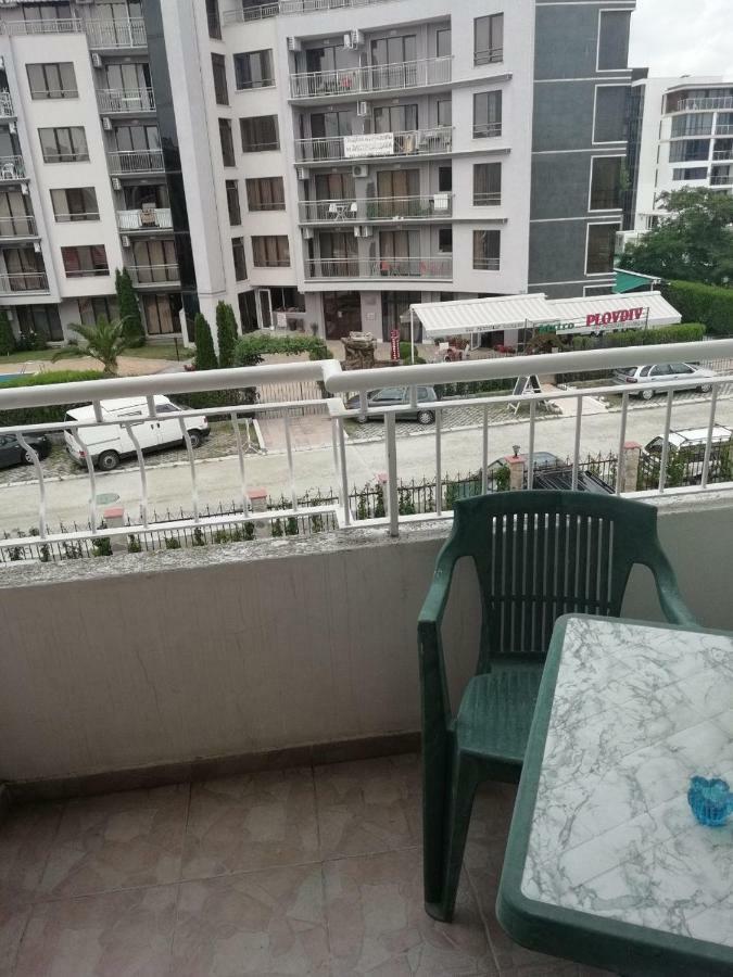 Sunny Fort Apartment Pantai Sunny Luaran gambar